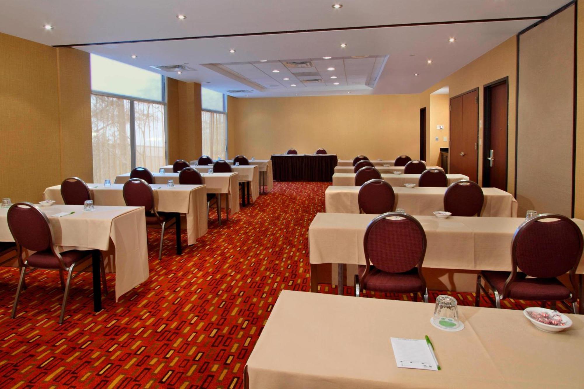Courtyard By Marriott Lyndhurst/Meadowlands Экстерьер фото