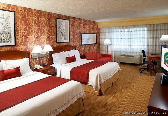 Courtyard By Marriott Lyndhurst/Meadowlands Экстерьер фото